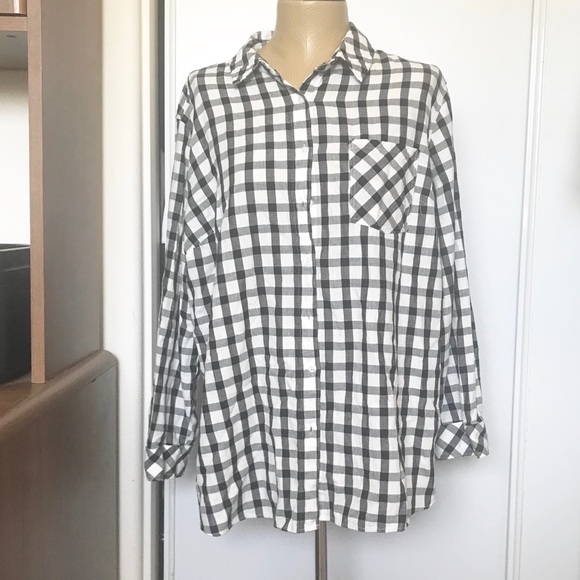 🔥2 x $25🔥Ava & Viv plus size black plaid button - Picture 2 of 6